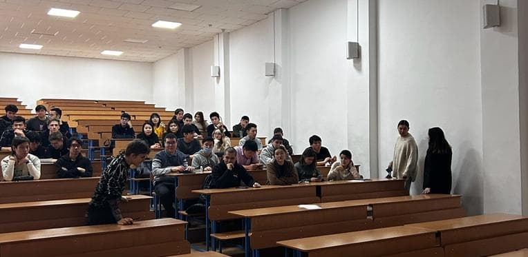 Esil University 举办廉洁与学术诚信统一活动时刻