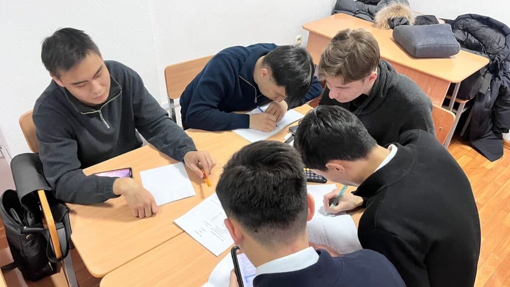 Esil University-де «Экономист» күніне арналған «Экономика және маркетинг» кафедрасының аптасы өтті