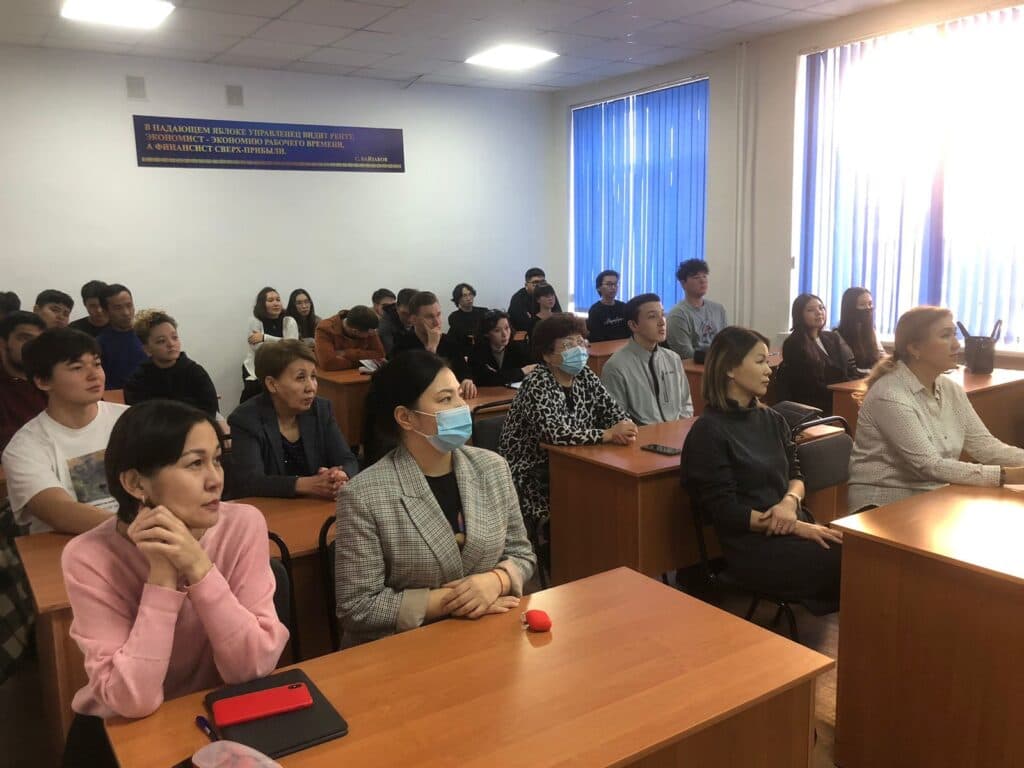 Esil University-де «Экономист» күніне арналған «Экономика және маркетинг» кафедрасының аптасы өтті