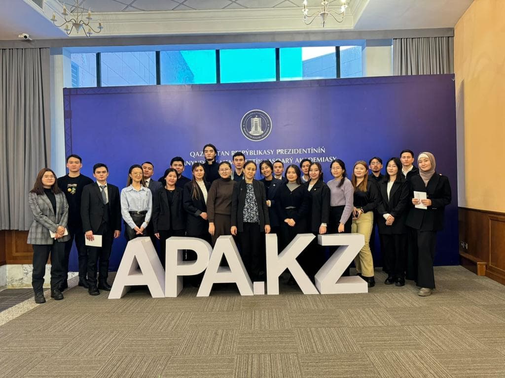 Students Completed the ‘School of Young Civil Servants’ Training