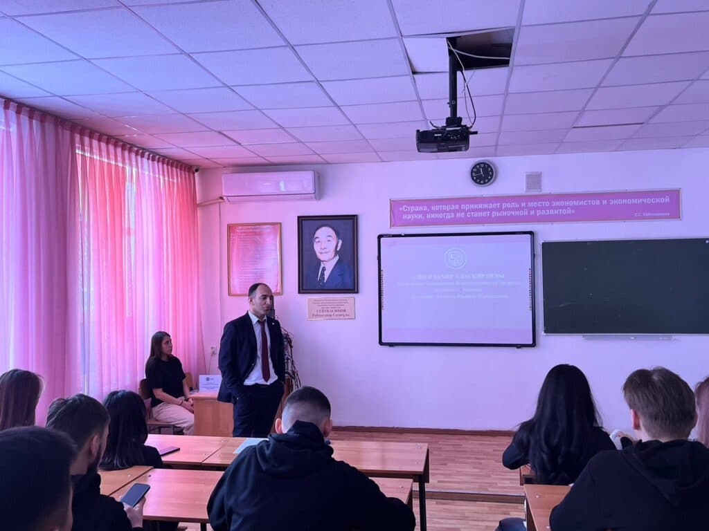 «Мансап шеберлігінің құпиялары» тақырыбында қонақ дәріс