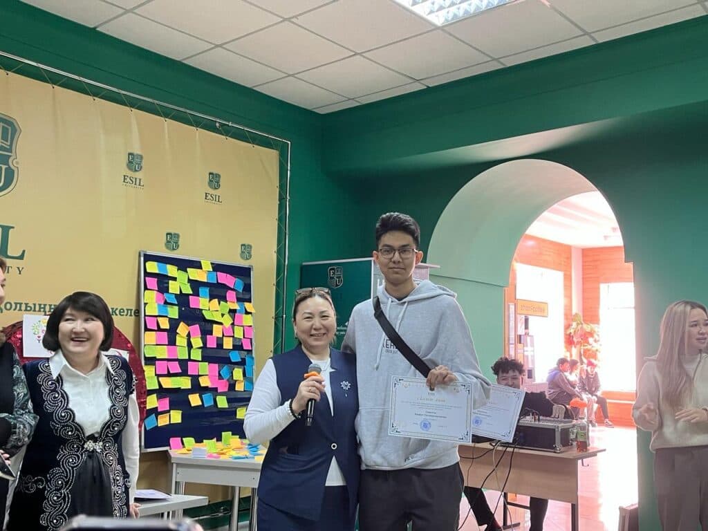 Esil University Celebrated Gratitude Day