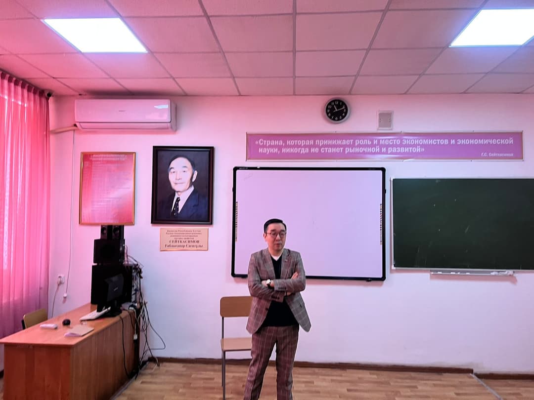 A Guest Lecture Featuring Journalist Timur Serzhanov