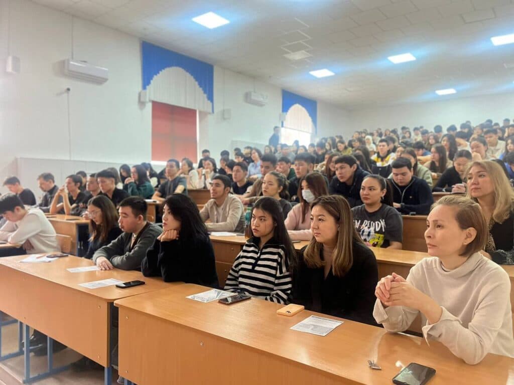 A Meeting with Theologians Was Held at Esil University