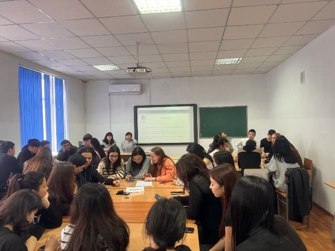 ESIL UNIVERSITY 举办提升学生法律意识的活动