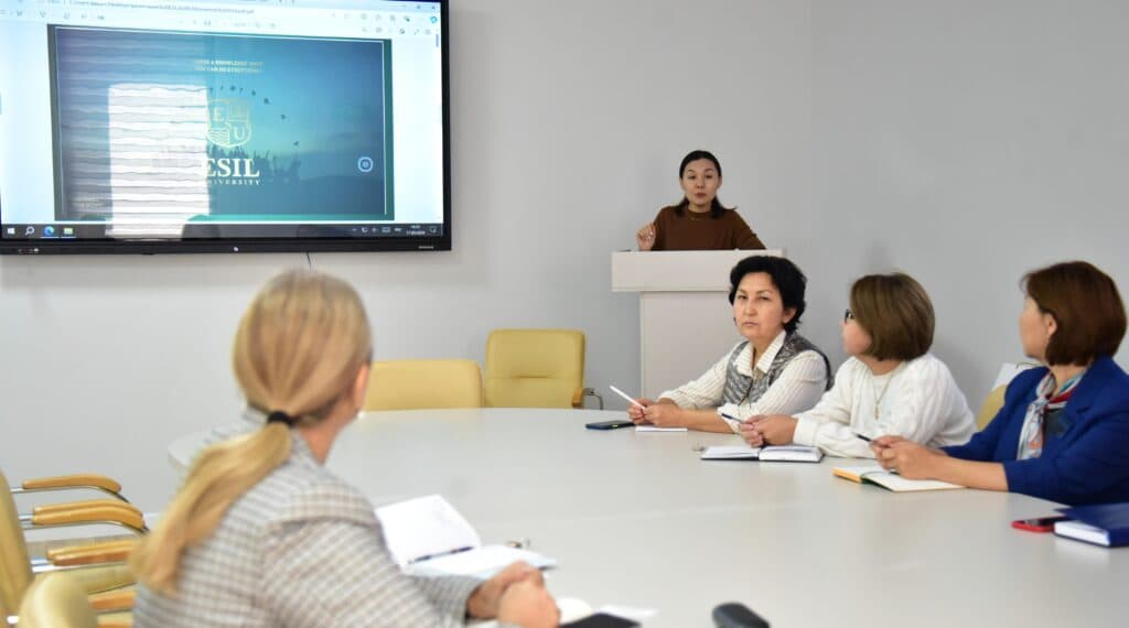 Беларусь мемлекеттік экономикалық университетінің өкілі Esil University-ге келді