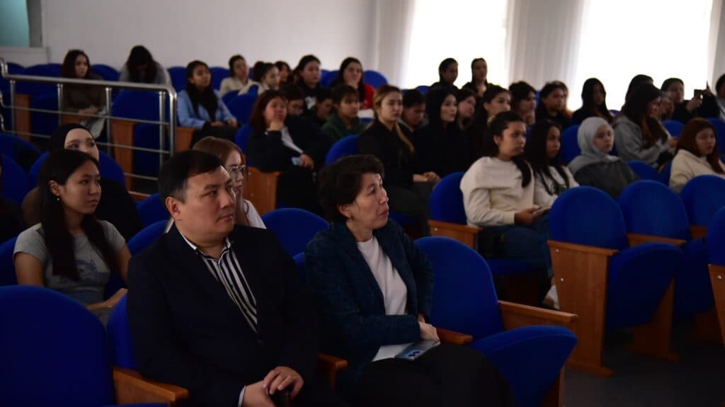 A Seminar on Academic Mobility for Tourism Program Students at Esil University