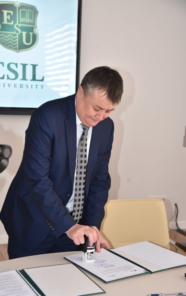 Esil University 与巴切舍希尔大学签署谅解备忘录