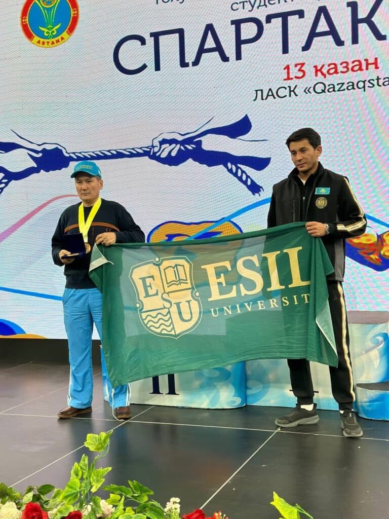 「Esil University」学生参加全国高等院校大学生体育竞赛
