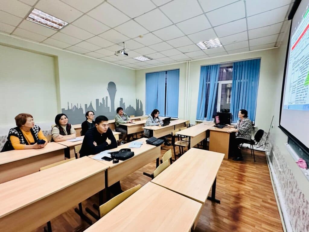 管理学教研室举办科研研讨会「企业经营与管理：现代经验与问题」