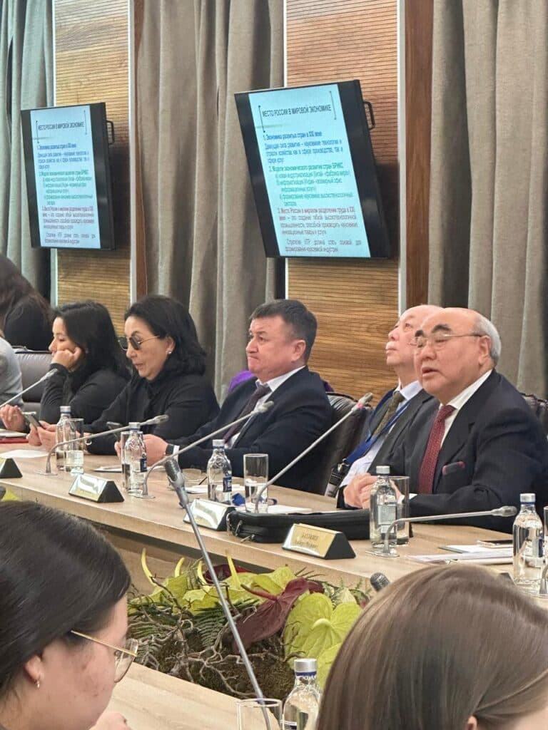 Esil University Rector Ayapbergen Aldanaevich Took Part in an International Scientific Conference Held in St. Petersburg