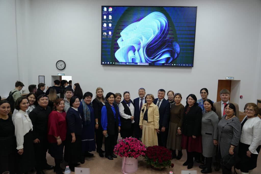 Esil University 成功举办国际科学与实践会议!