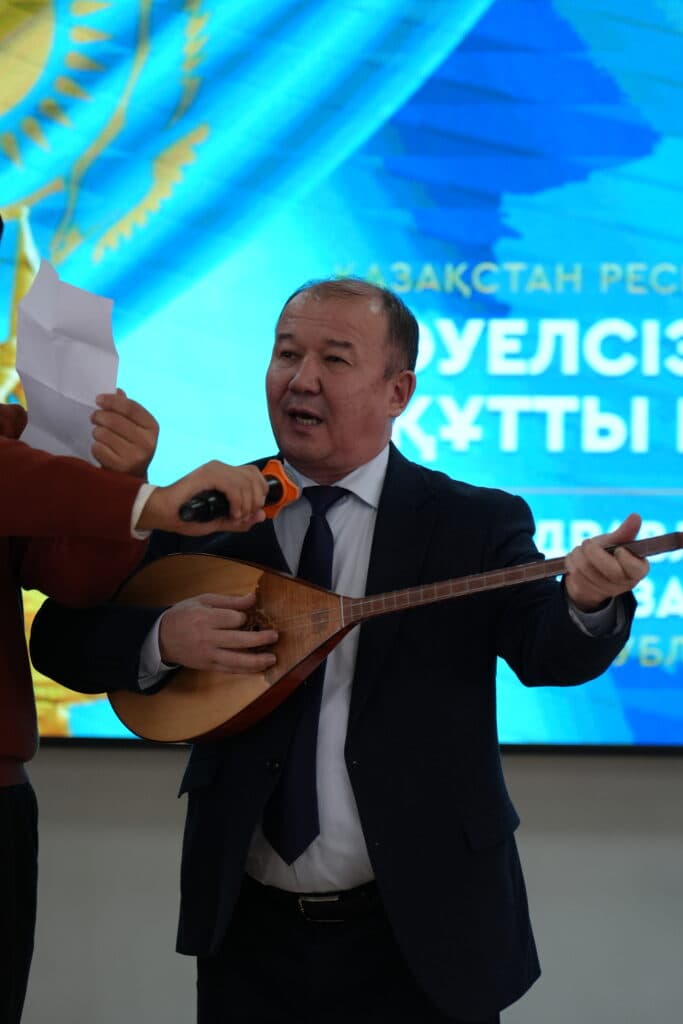 Esil University 举办纪念独立日的节日音乐会