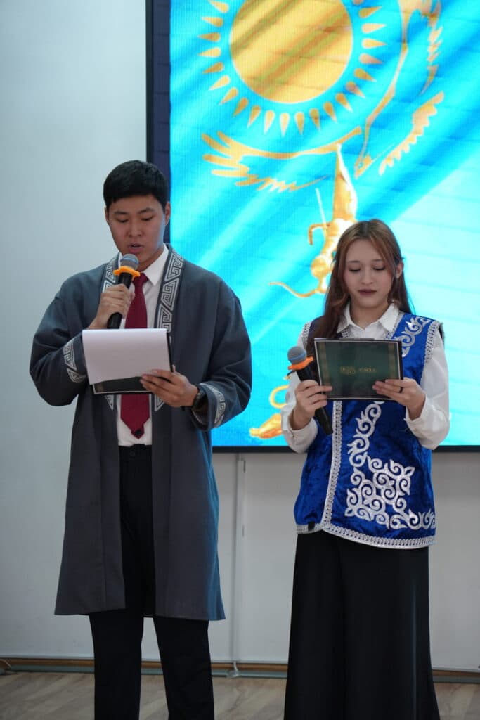 Esil University 举办纪念独立日的节日音乐会