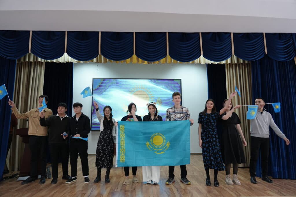 Esil University 举办纪念独立日的节日音乐会