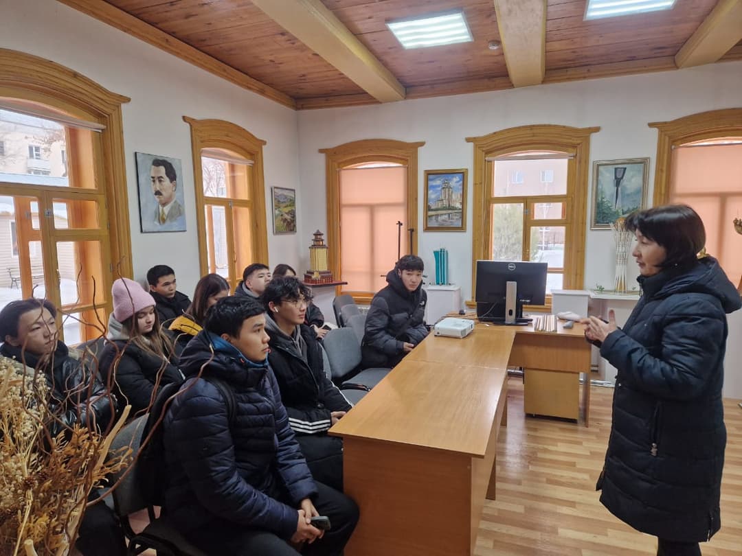 Esil University Students Visited the Center for the Preservation of Monuments and Sites of Historical and Cultural Heritage