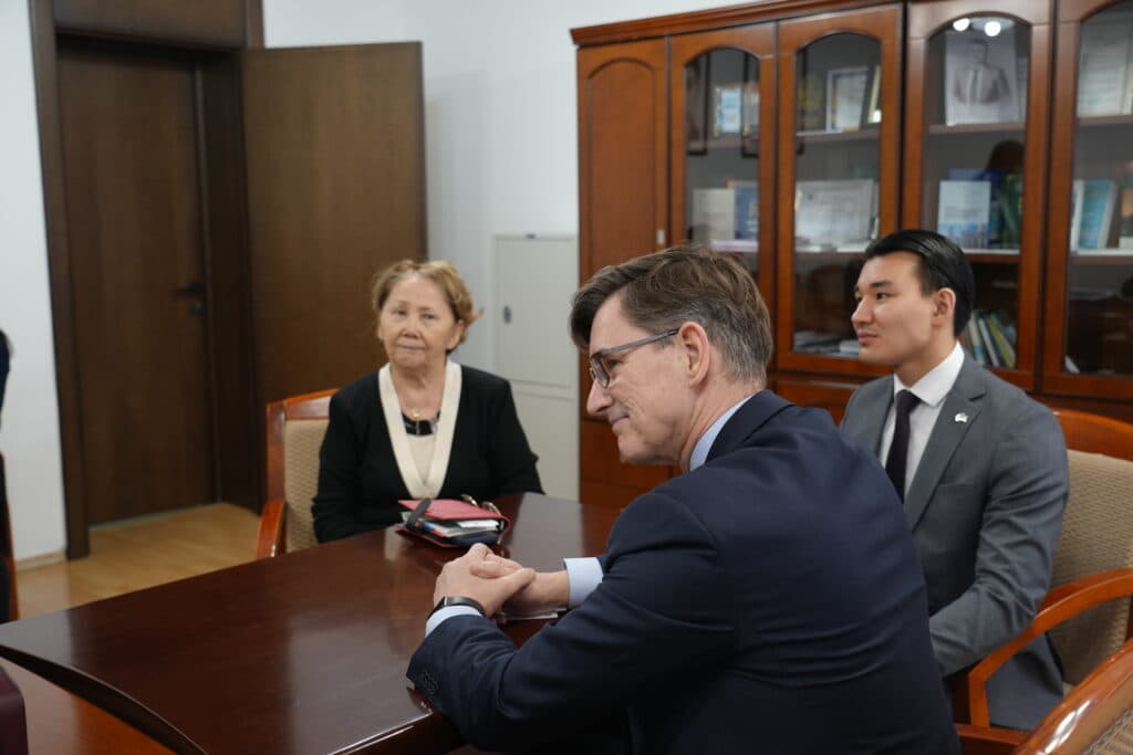 DUTCH AMBASSADOR NICO SCHERMERS VISITED ESIL UNIVERSITY