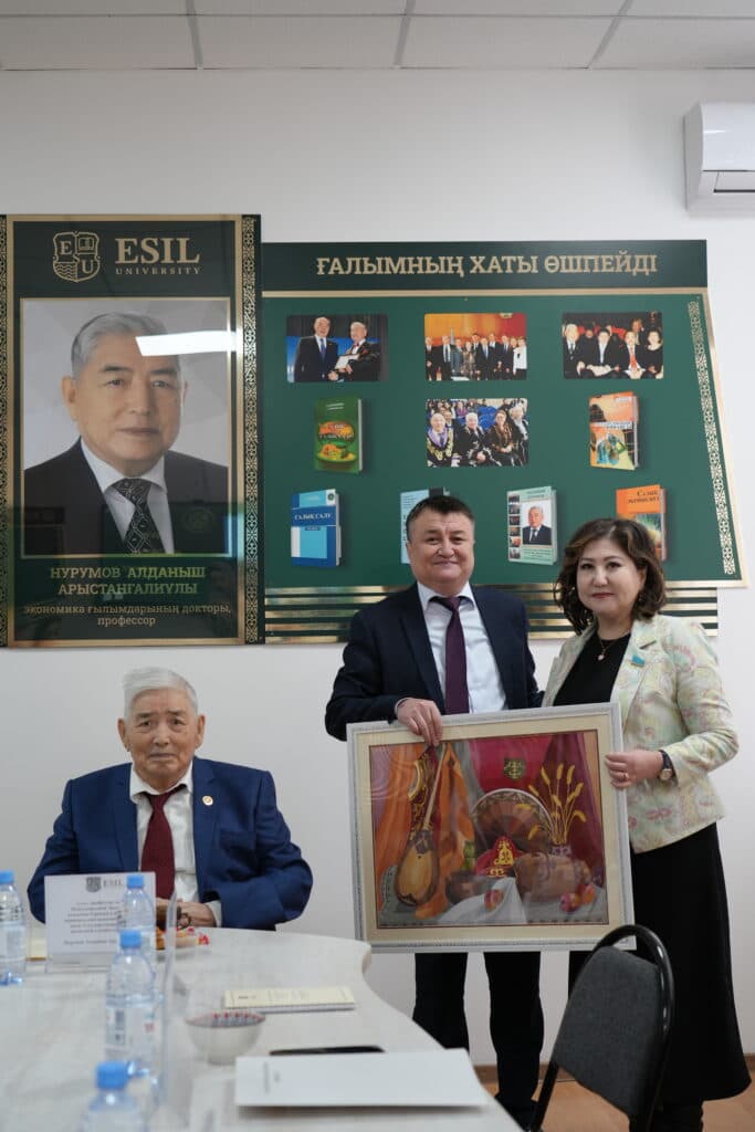 Esil University-дегі дөңгелек үстел: Қазақстандағы салық салудың трансформациясын талқылау