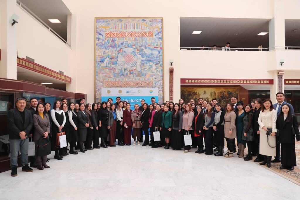 Esil University’s PR Service at the ‘UniMediaX25’ Seminar