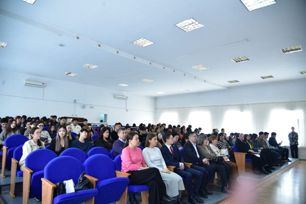 A Training Seminar for World Elections Day at Esil University