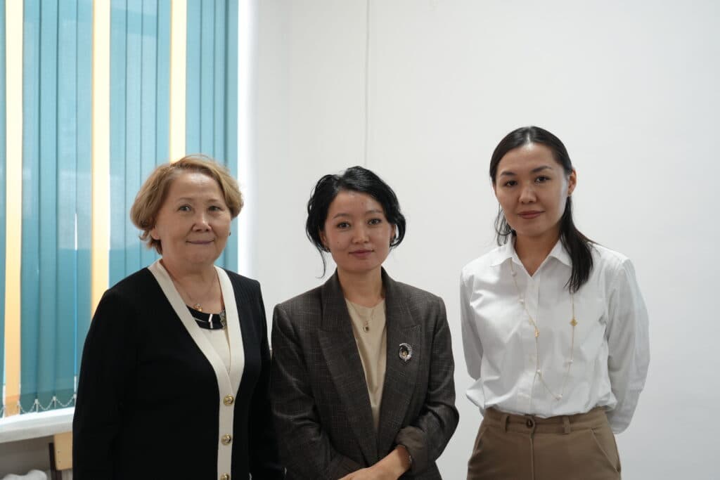 哈萨克斯坦 Erasmus 办公室代表访问 Esil University