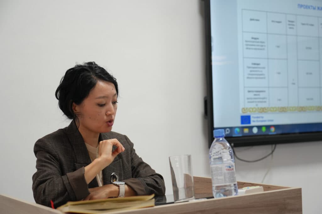 哈萨克斯坦 Erasmus 办公室代表访问 Esil University