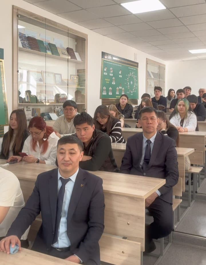 Esil University-де қаржылық сауаттылық мәселелері бойынша жұмыс берушілермен, ПОҚ және студенттермен кездесу өтті