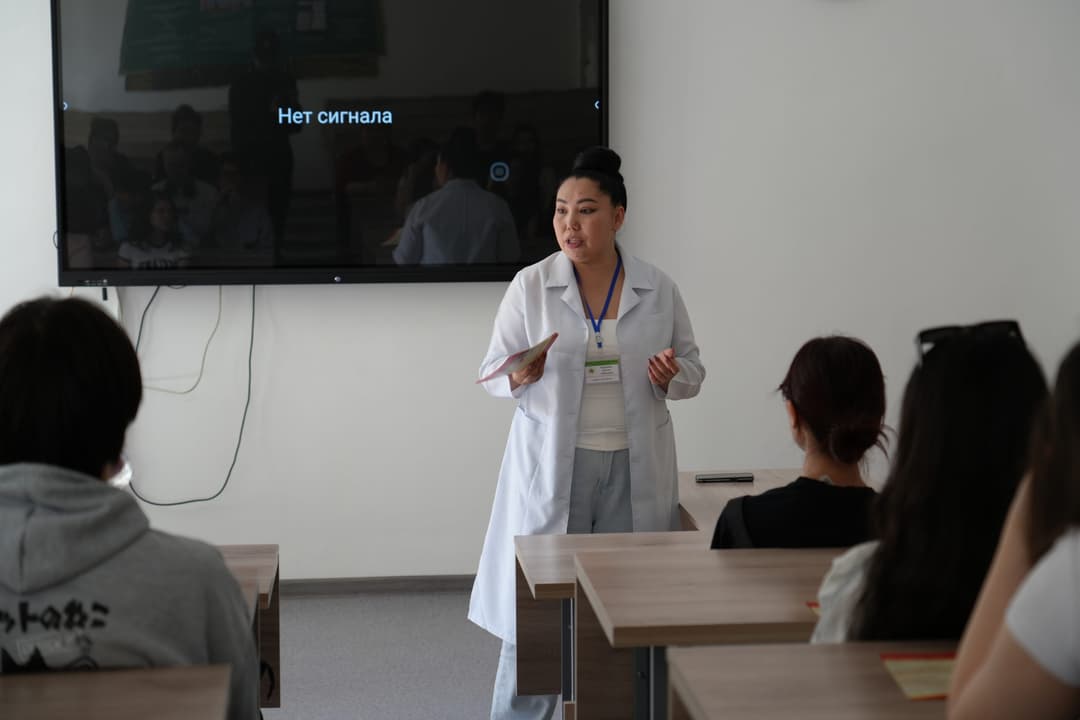 A Lecture on HIV Prevention Was Held at Esil University