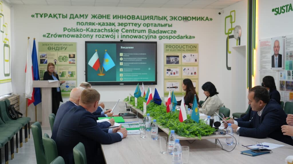 Esil University Discussed Joint Projects with Polish Partners