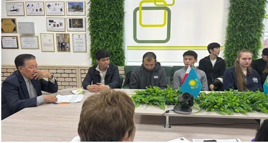 圆桌会议「未来的会计师：新技能与时代挑战」在 Esil University 举行