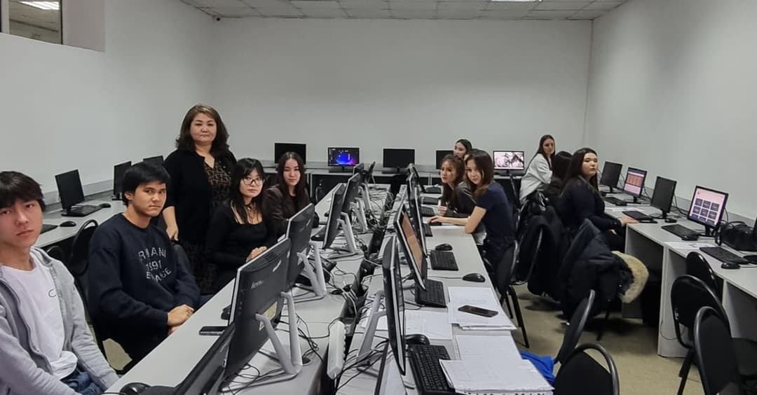 Esil University 举办辅导员课「学生学术诚信规则」