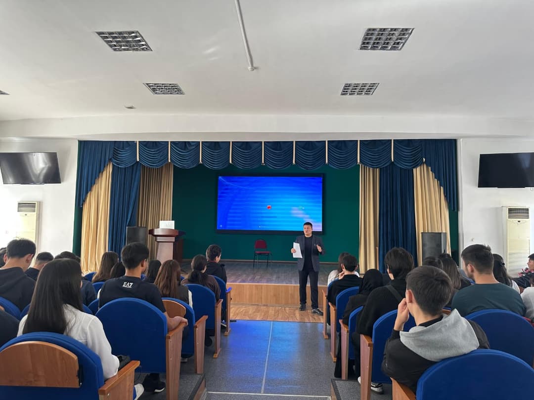 Esil University 学生参加全国法律听写
