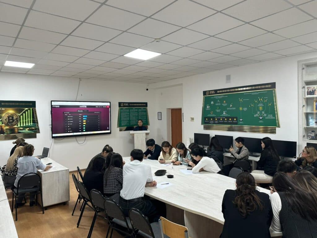 Университетте «Шекарасыз қаржы» зияткерлік ойыны өтті