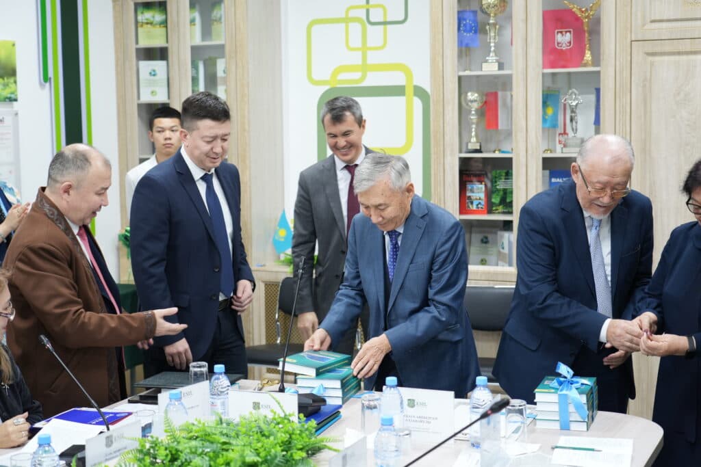 Esil University-де банк секторының цифрлық трансформациясы талқыланды