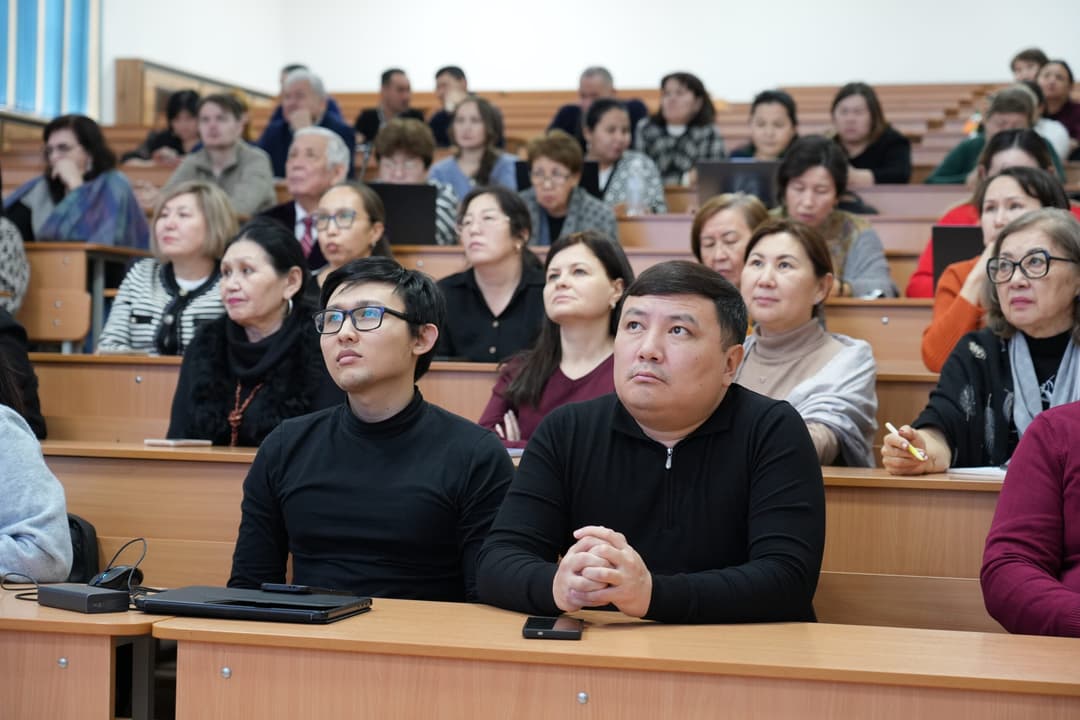 ESIL University 举办关于在教育与科研中运用人工智能的大师课与报告