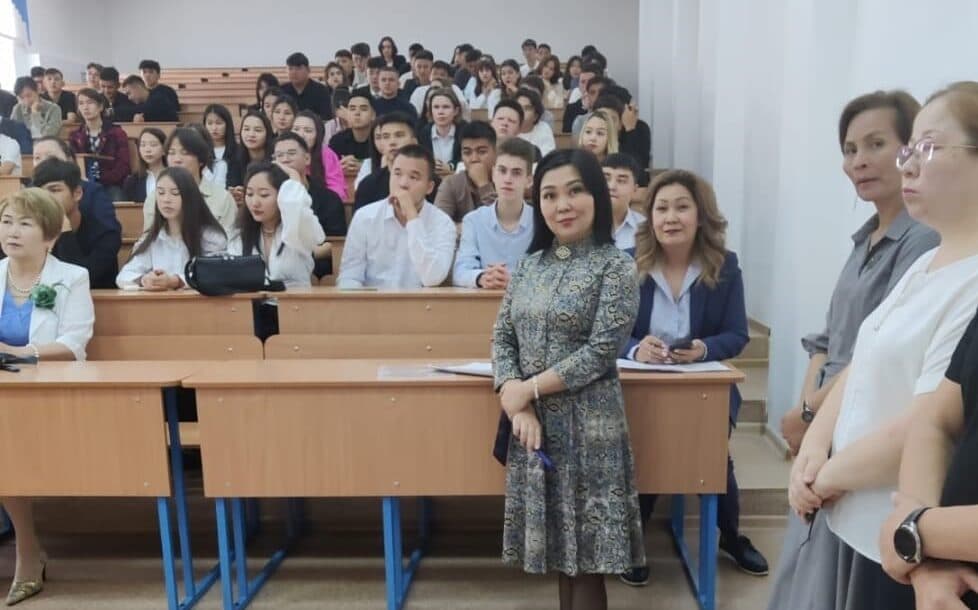 «Менеджмент» кафедрасы академиялық ұтқырлық бойынша кездесу өткізді