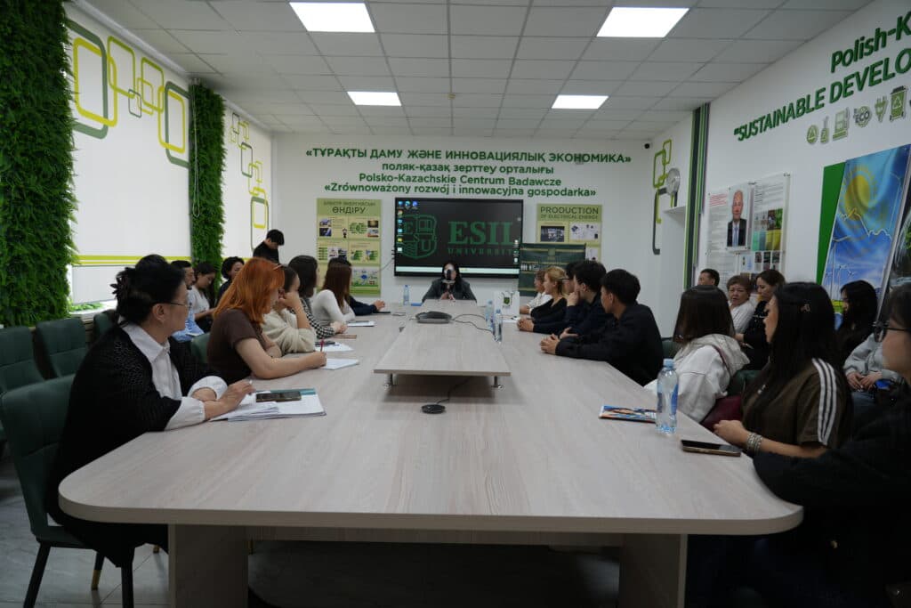 Цифровизация государственной статистики: в Esil University прошла гостевая лекция с участием представителей БНС