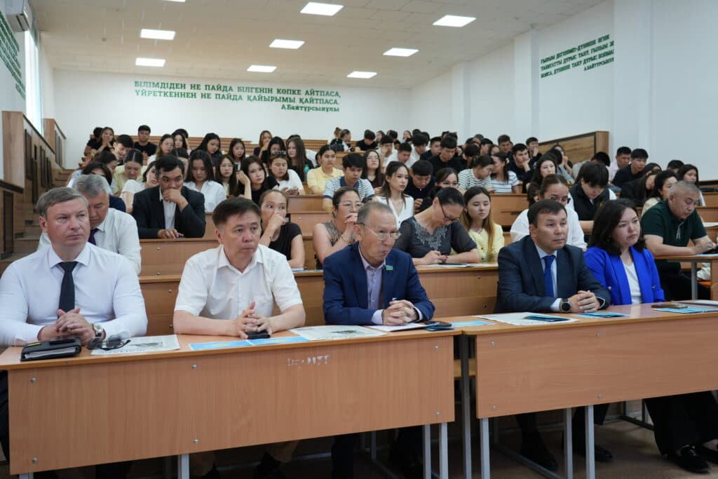 Esil University held an anti-corruption discussion seminar