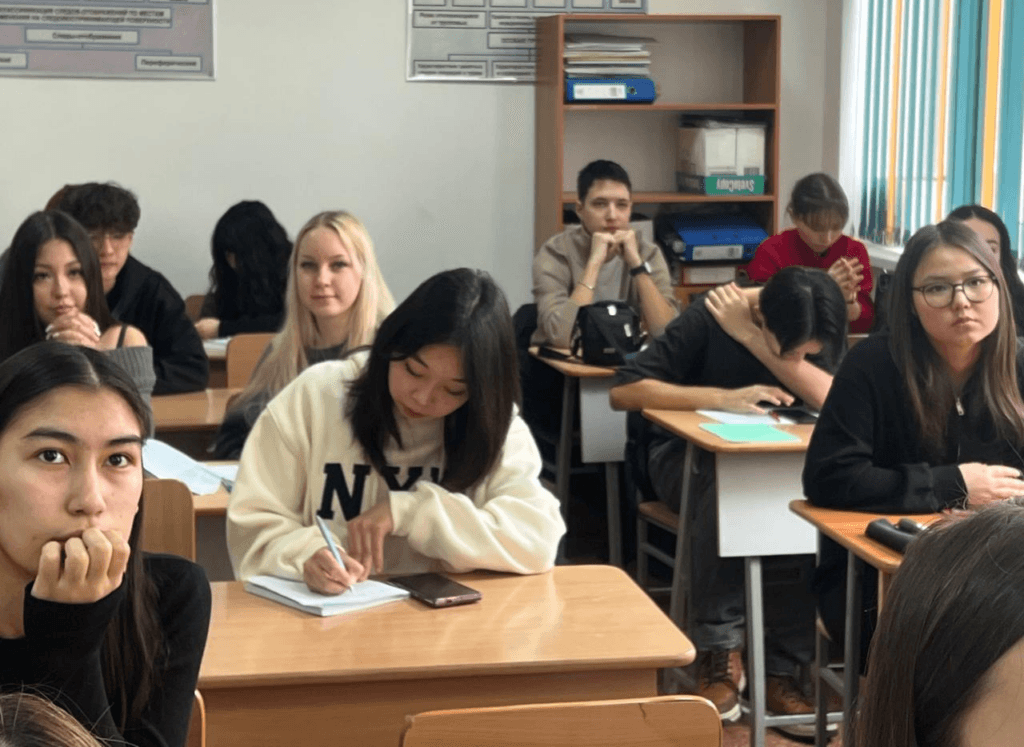 “旅游”教研室举办生产实习主题辅导课