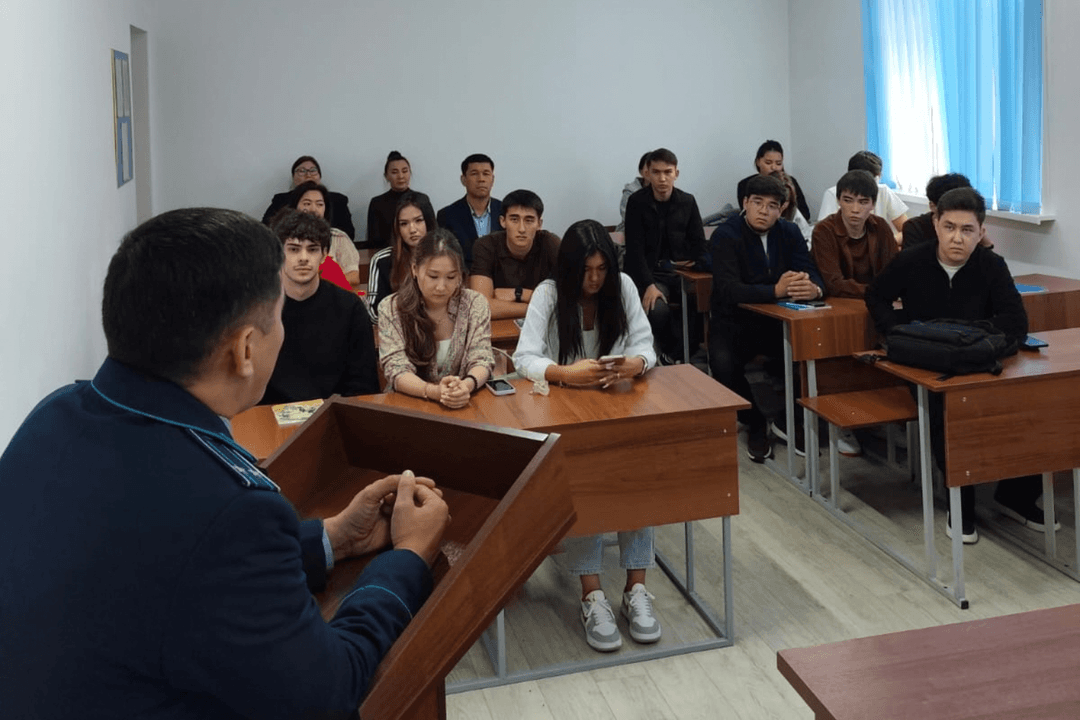 Студентам рассказали о поступлении на службу в органы внутренних дел