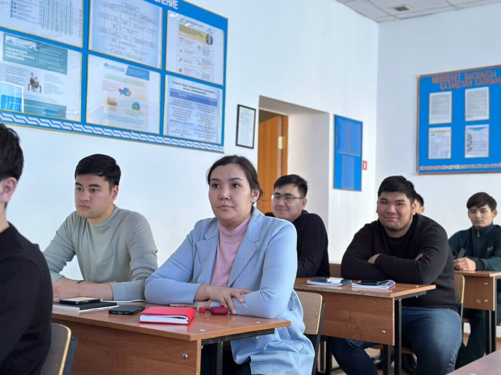 «Дрон операторы: перспективалар мен артықшылықтар. AARDVARK директорының Esil University-дегі қонақ дәрісі»