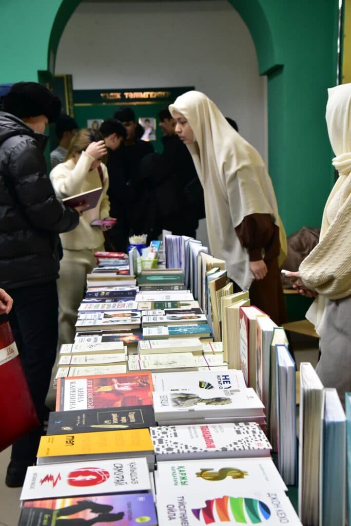 A Book as a Bridge Between Generations: A Fair Marking the 85th Anniversary of Abish Kekilbayuly