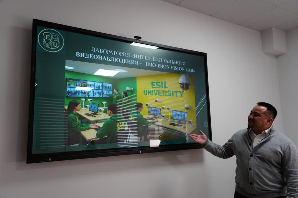 Esil University 与 Barlau Global Distribution 公司签署谅解备忘录