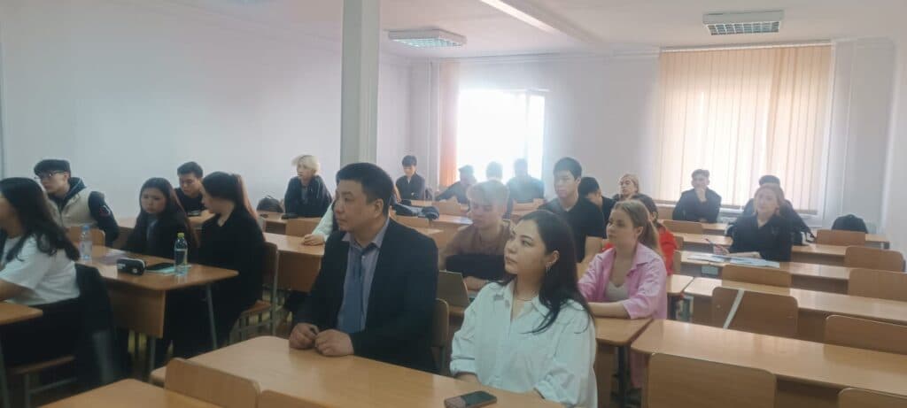 A Meeting with a Representative of the Kazakhmys Corporation Was Held at the University