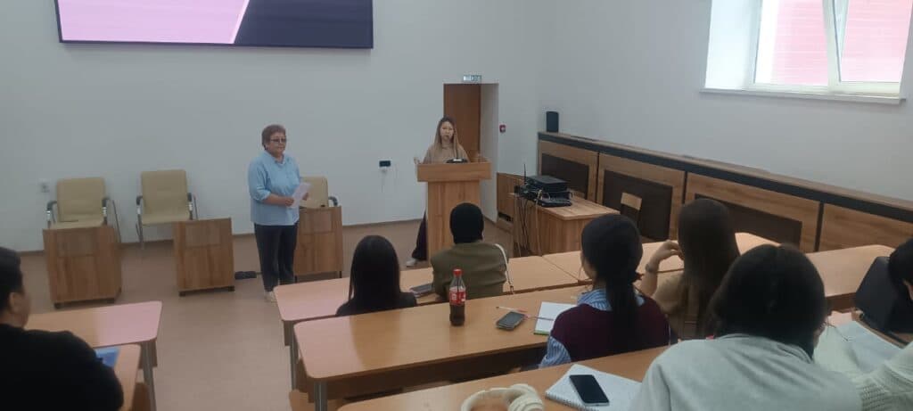 学生与利益相关者的会面