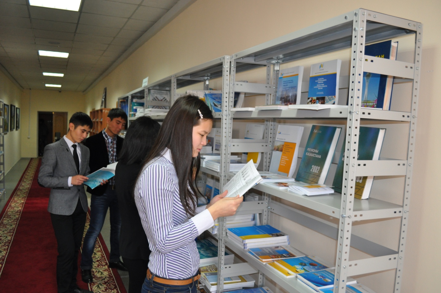 Есіл университетінің ғылыми кітапханасы