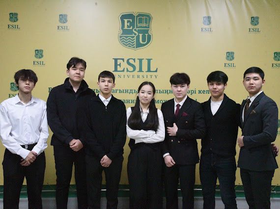 Members of Esil University student clubs