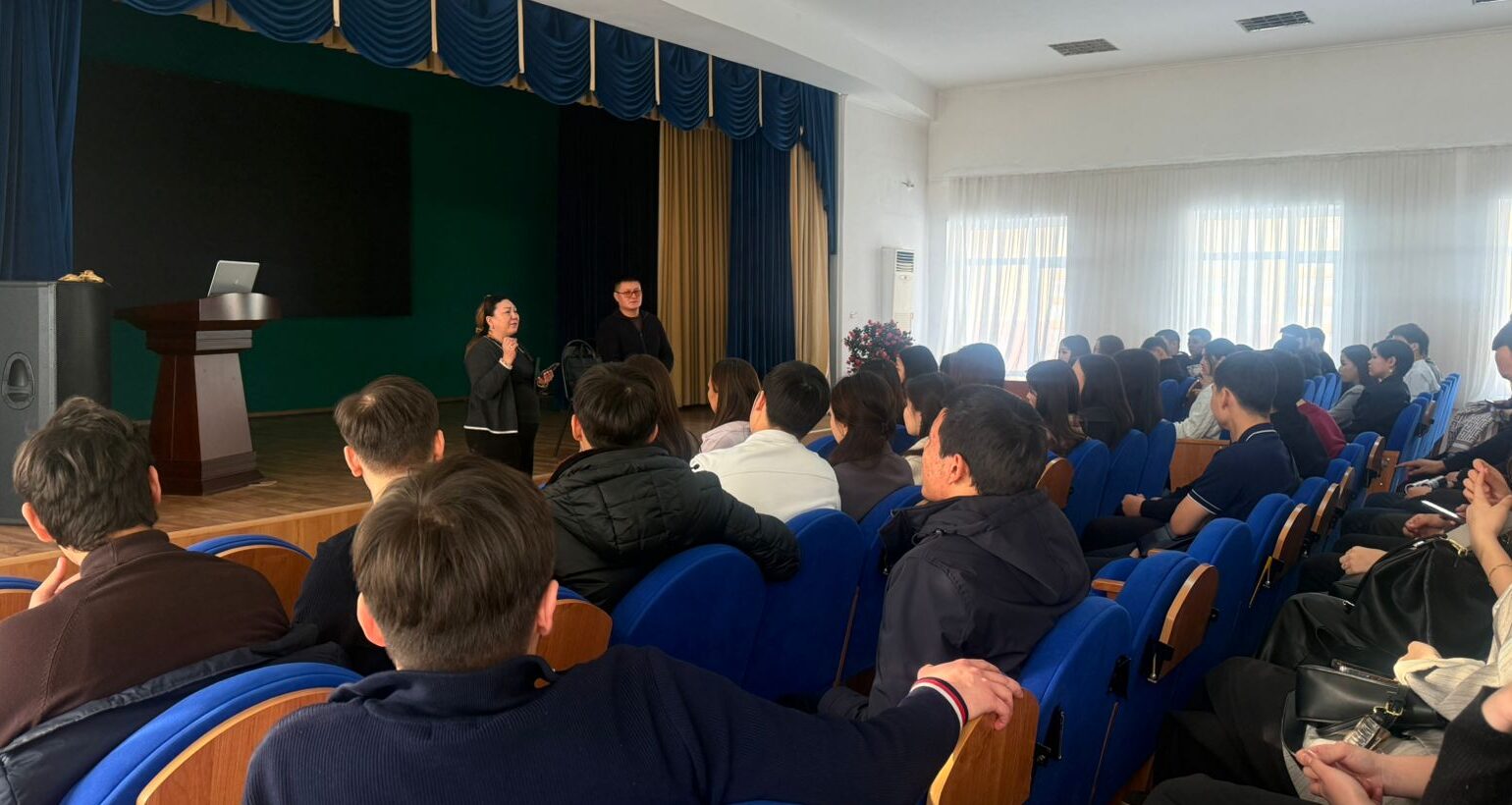 Кураторский час на тему «Академическая честность как основа профессионального становления студентов»