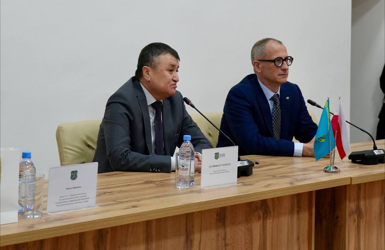 В Esil University прошла открытая лекция «35 интересных фактов из истории казахско-польских отношений»