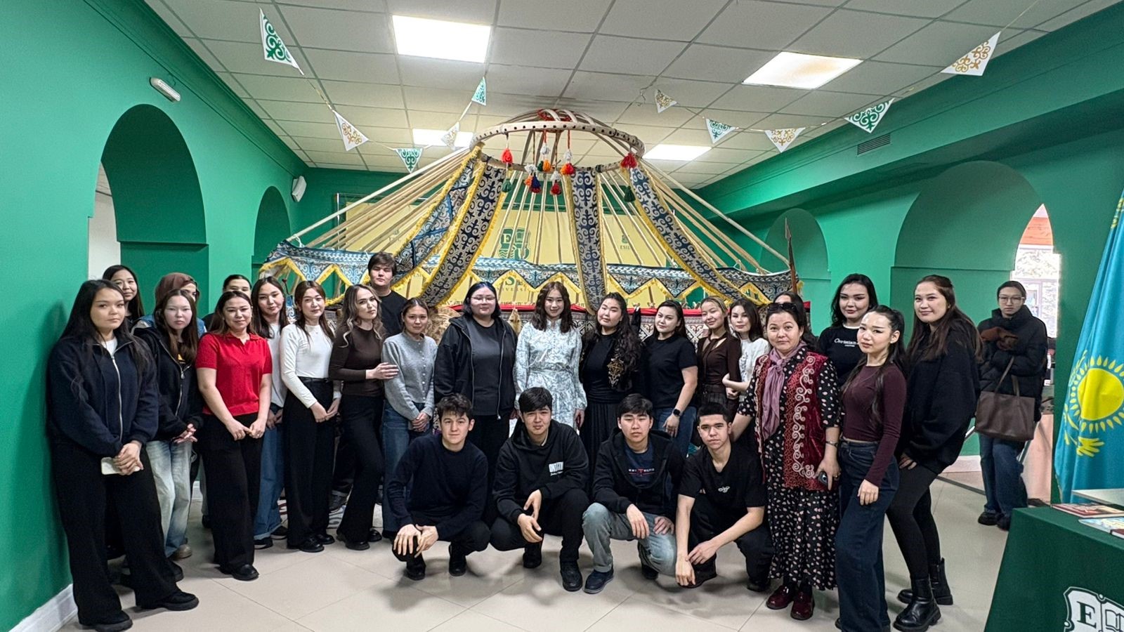 Наурызнама как символ обновления: кураторский час для студентов